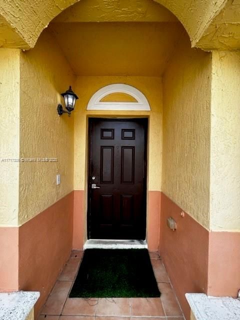 For Rent: $2,999 (4 beds, 3 baths, 1423 Square Feet)