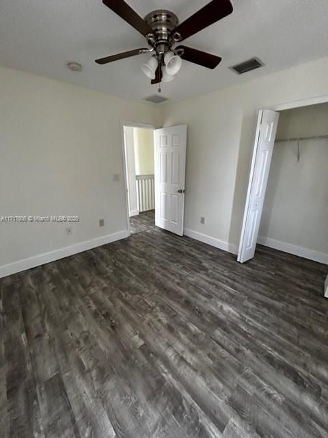 For Rent: $2,999 (4 beds, 3 baths, 1423 Square Feet)