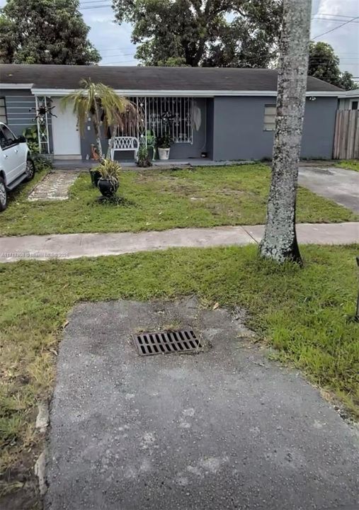 最近售出: $660,000 (4 贝兹, 3 浴室, 1846 平方英尺)