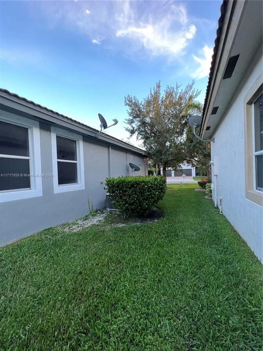 For Rent: $4,500 (4 beds, 3 baths, 2357 Square Feet)