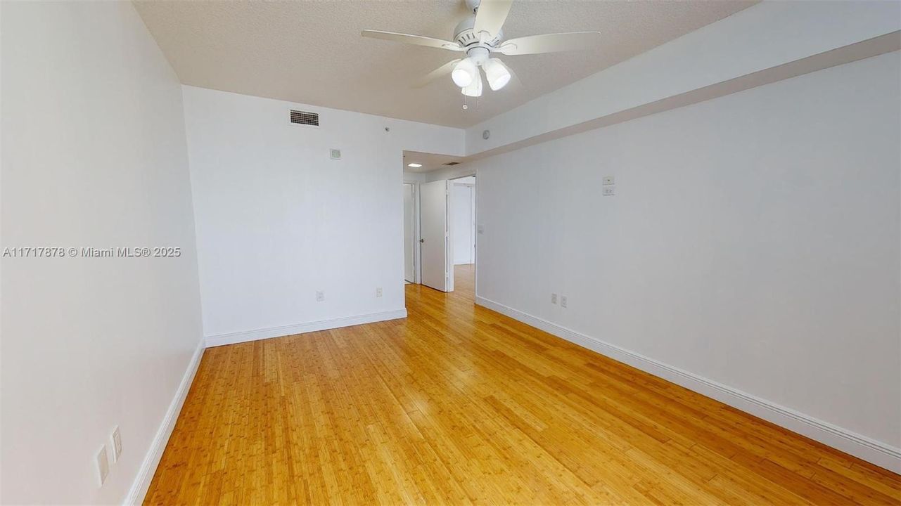 For Rent: $3,200 (2 beds, 2 baths, 1179 Square Feet)