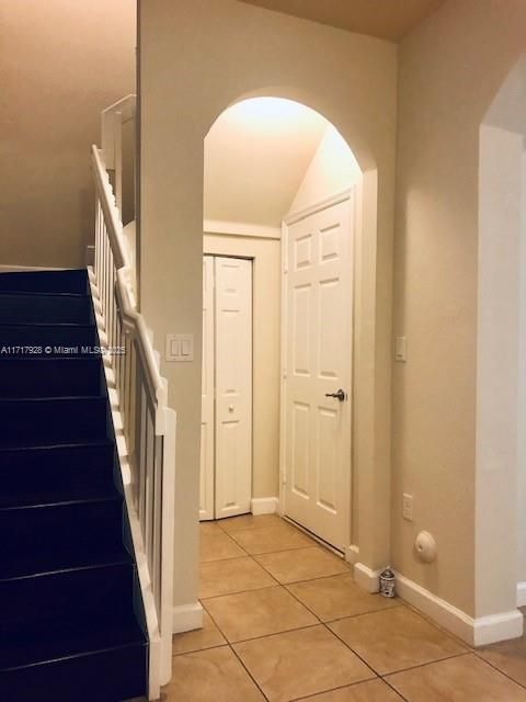 For Rent: $3,400 (3 beds, 2 baths, 1574 Square Feet)