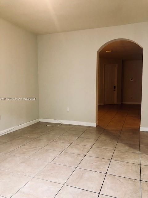 For Rent: $3,400 (3 beds, 2 baths, 1574 Square Feet)