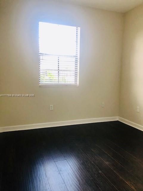 For Rent: $3,400 (3 beds, 2 baths, 1574 Square Feet)