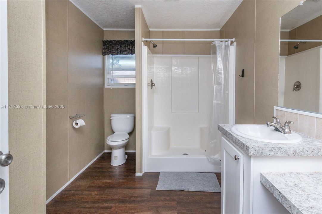 En Venta: $299,000 (3 camas, 2 baños, 1248 Pies cuadrados)