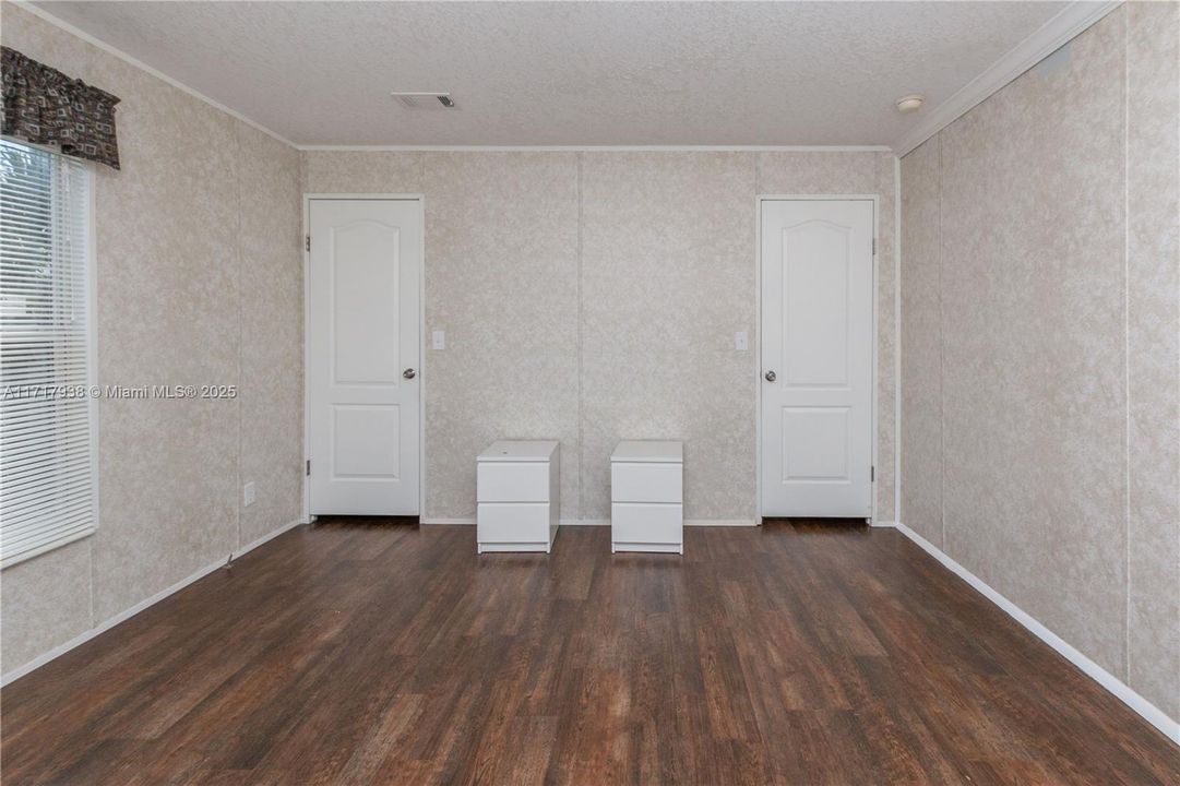 En Venta: $299,000 (3 camas, 2 baños, 1248 Pies cuadrados)