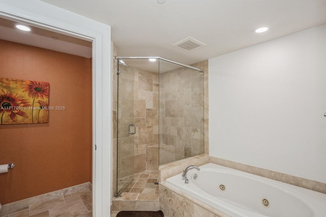 For Sale: $549,000 (2 beds, 2 baths, 1475 Square Feet)