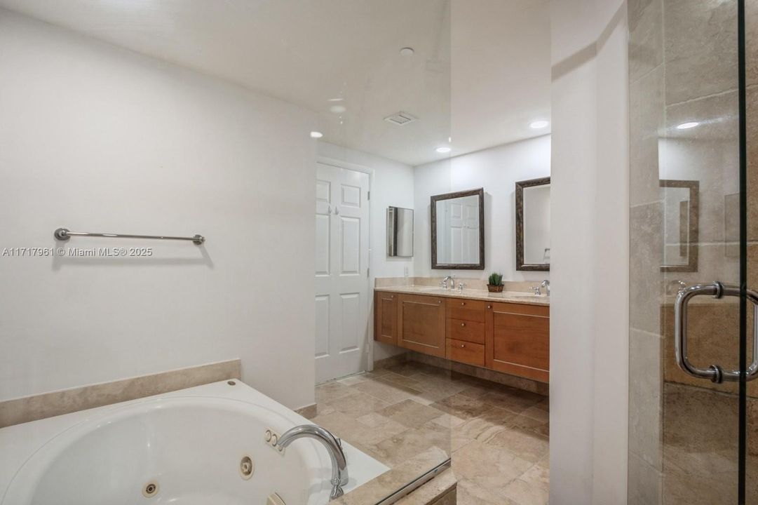 For Sale: $549,000 (2 beds, 2 baths, 1475 Square Feet)