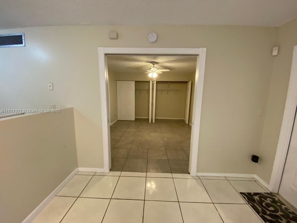 For Rent: $1,700 (1 beds, 1 baths, 627 Square Feet)