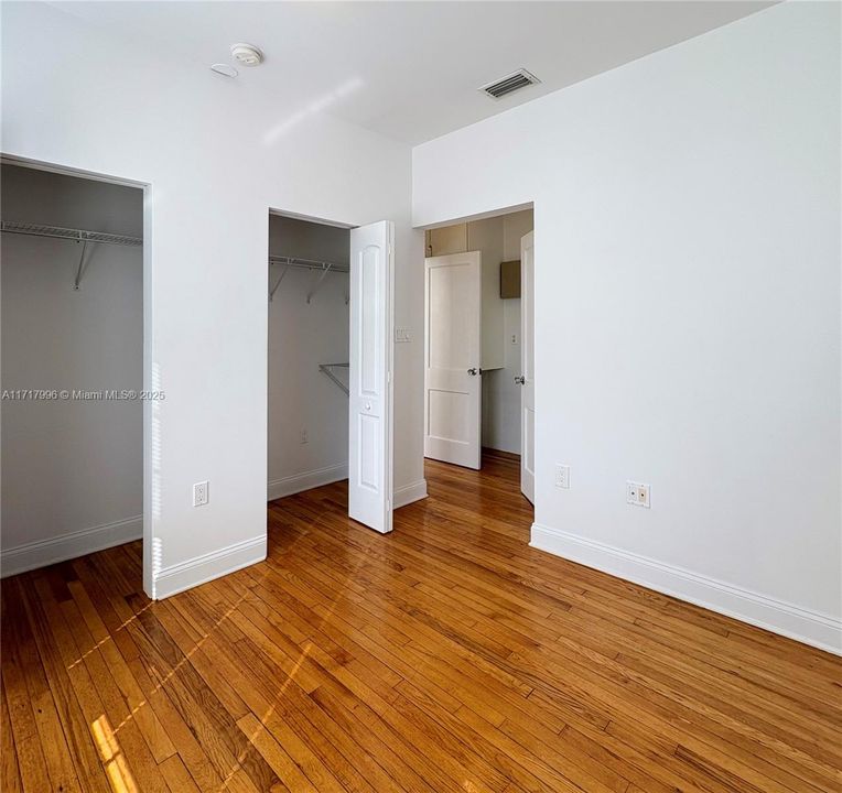 For Rent: $2,100 (1 beds, 1 baths, 472 Square Feet)