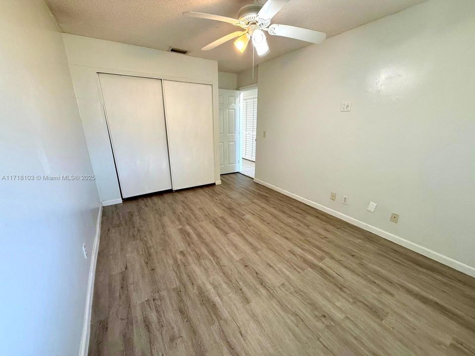 For Sale: $289,900 (3 beds, 2 baths, 1312 Square Feet)