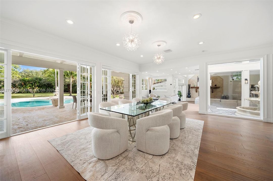 For Sale: $6,455,000 (6 beds, 6 baths, 6706 Square Feet)