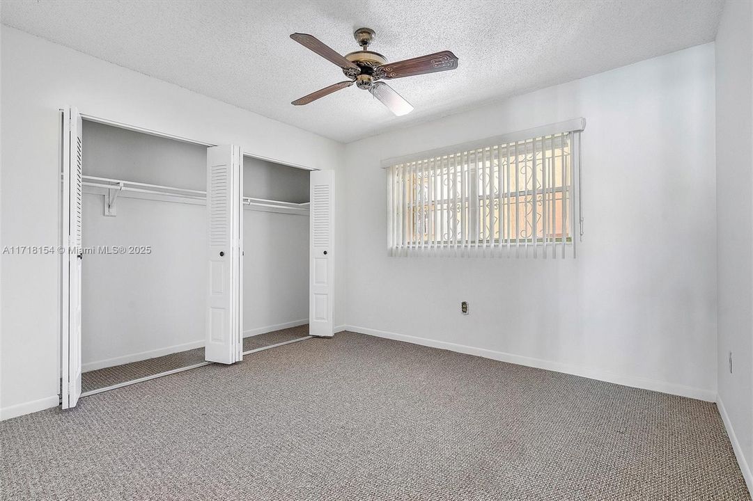 For Sale: $269,900 (2 beds, 2 baths, 1080 Square Feet)