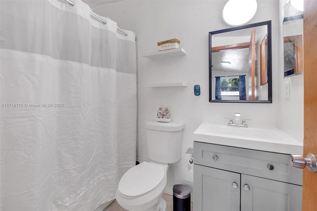 Guest Quarters bathroom