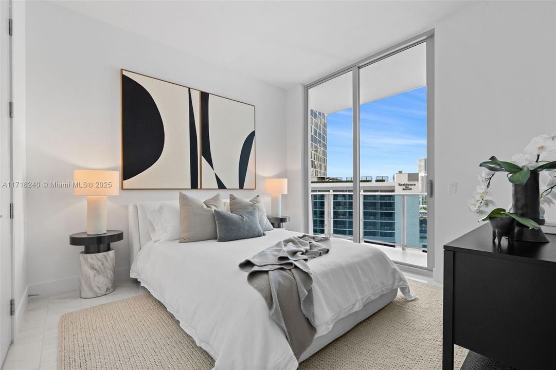 For Sale: $1,550,000 (2 beds, 2 baths, 1685 Square Feet)