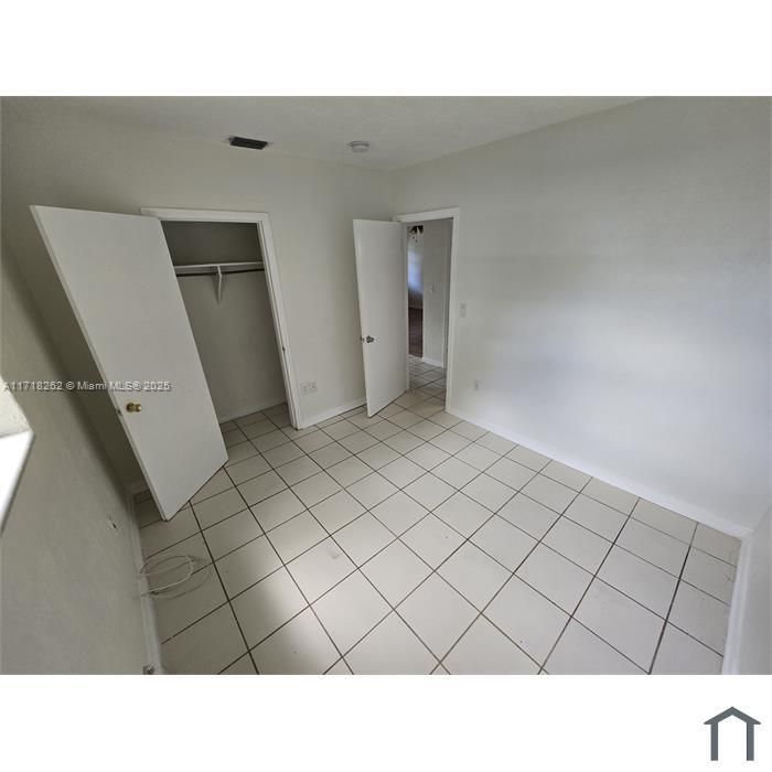 For Rent: $2,200 (2 beds, 1 baths, 600 Square Feet)