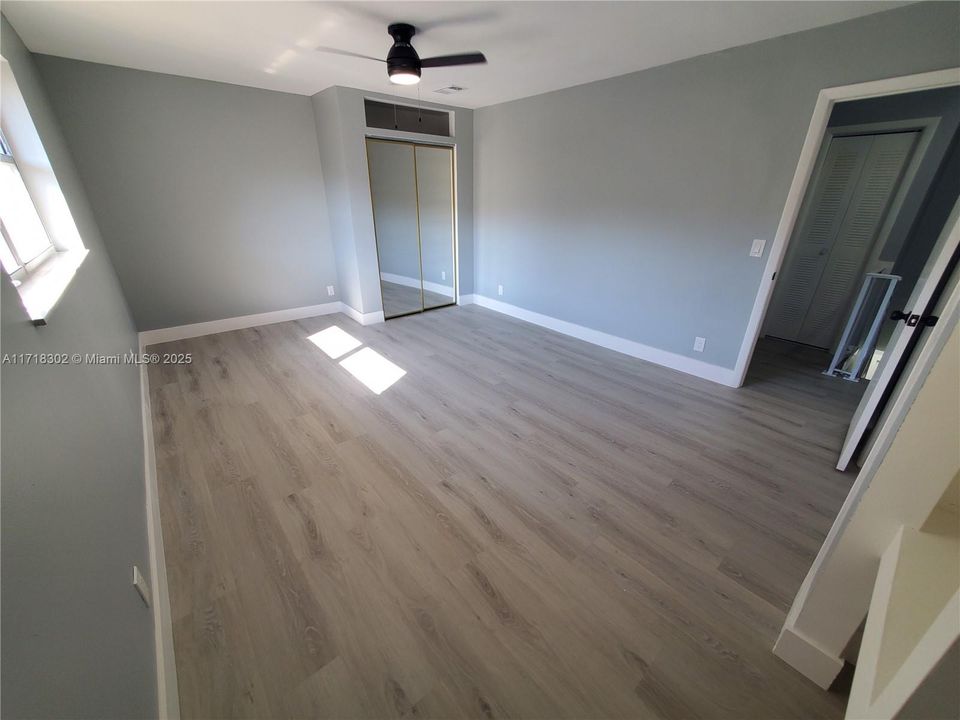 For Rent: $2,100 (2 beds, 1 baths, 1108 Square Feet)