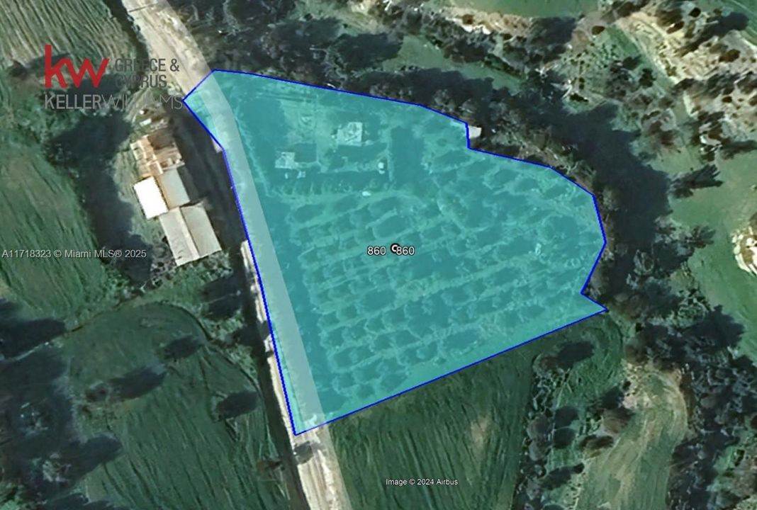 待售: $249,000 (1.53 acres)