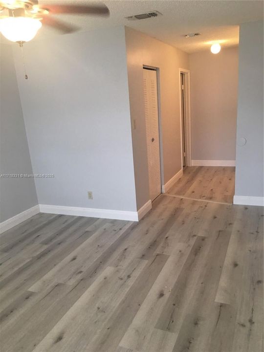 For Rent: $2,200 (2 beds, 2 baths, 1114 Square Feet)