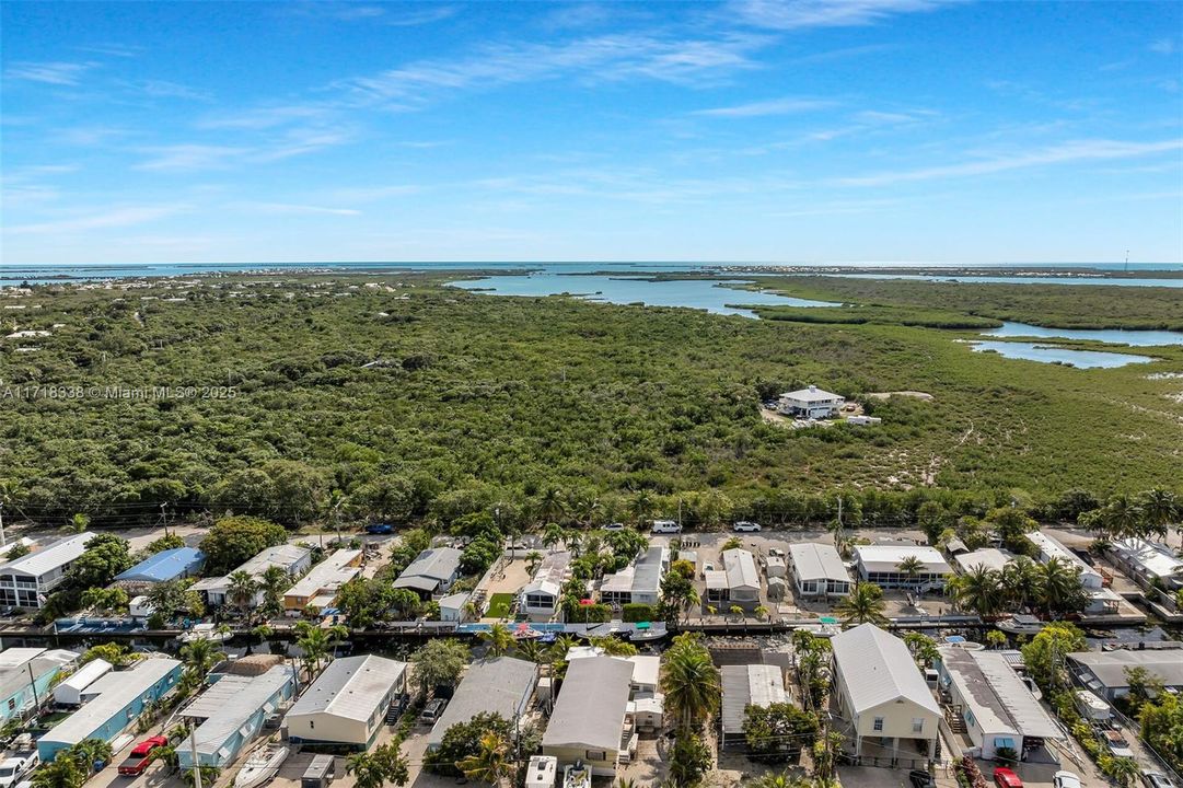 Recently Sold: $550,000 (2 beds, 1 baths, 720 Square Feet)