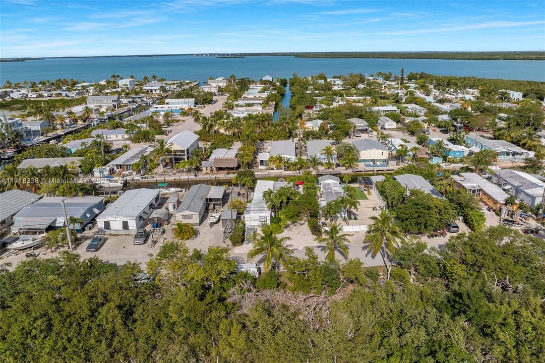 Recently Sold: $550,000 (2 beds, 1 baths, 720 Square Feet)