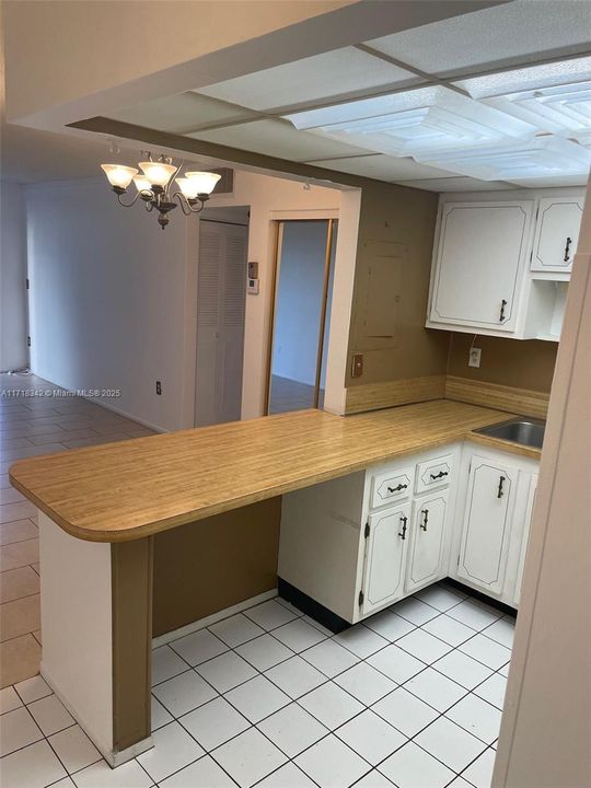 Kitchen Dining Area,