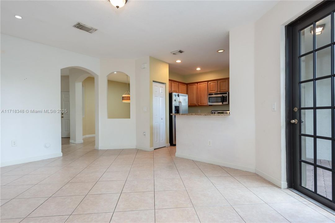 For Rent: $3,800 (4 beds, 2 baths, 2026 Square Feet)