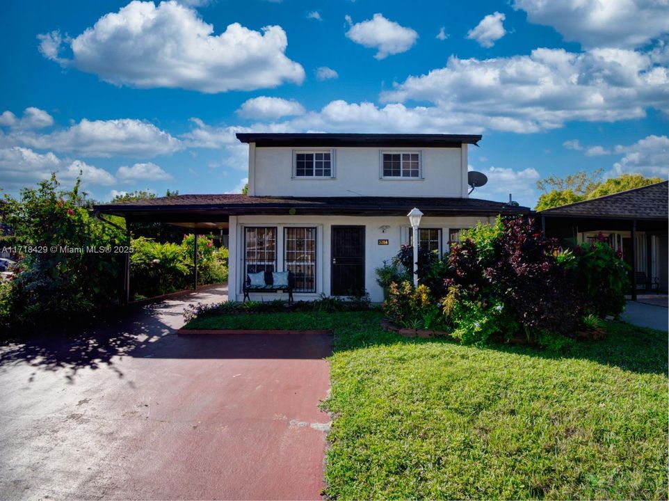 For Sale: $549,990 (3 beds, 2 baths, 1575 Square Feet)