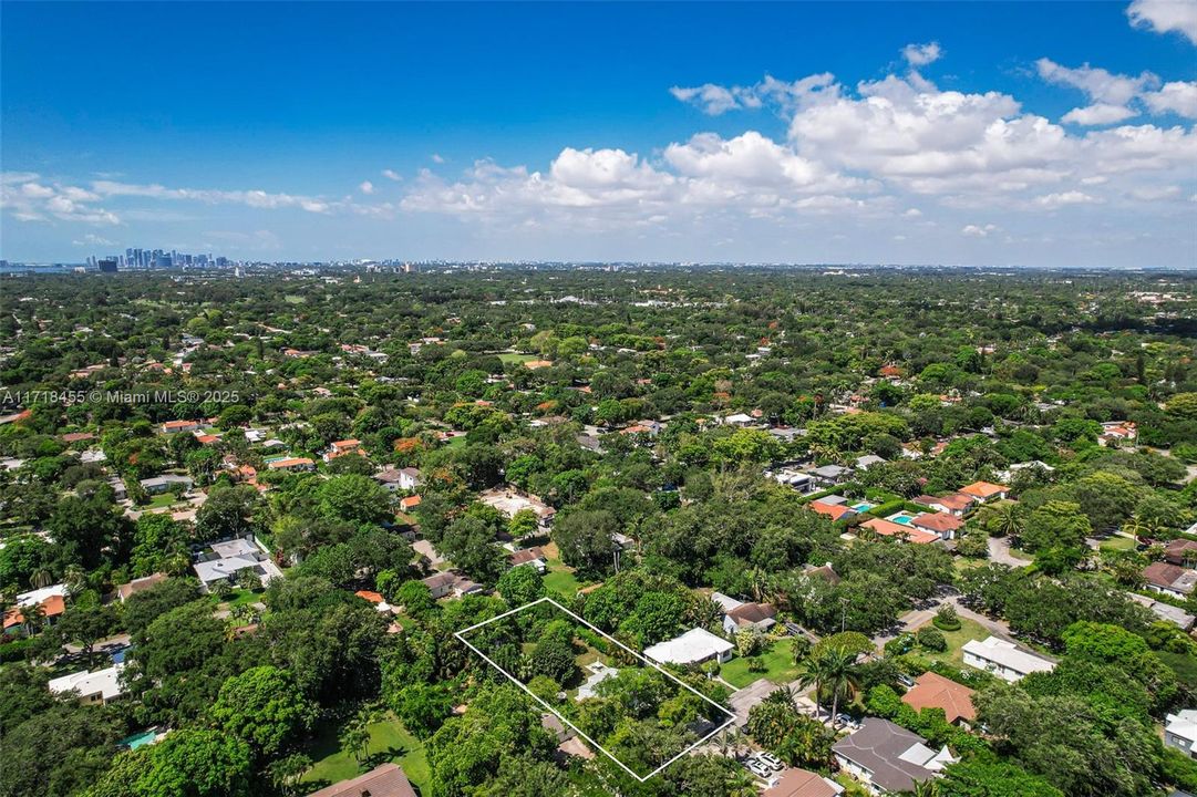 Recently Sold: $891,500 (2 beds, 1 baths, 1197 Square Feet)