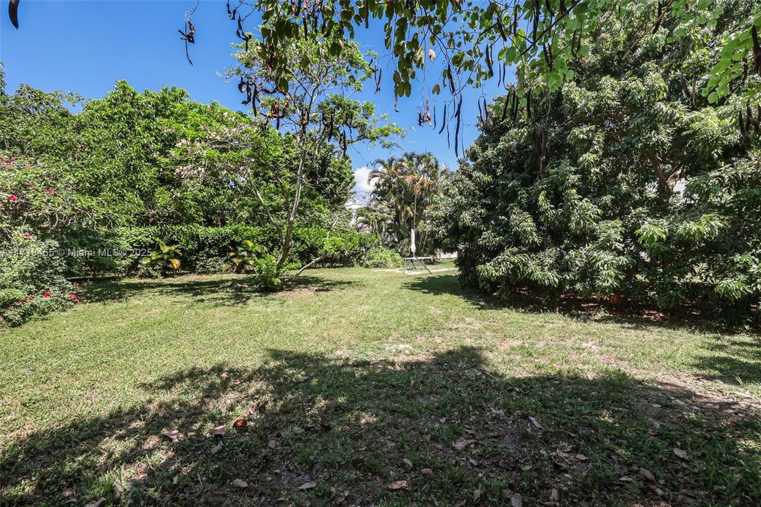 Recently Sold: $891,500 (2 beds, 1 baths, 1197 Square Feet)