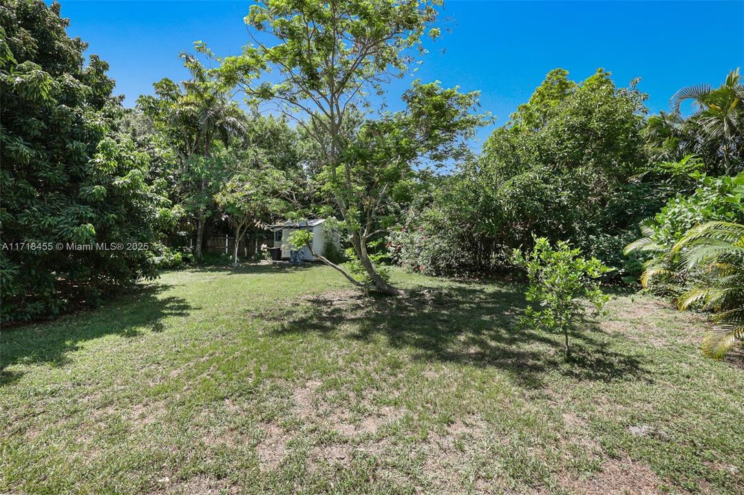 Recently Sold: $891,500 (2 beds, 1 baths, 1197 Square Feet)