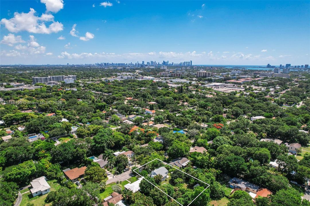 Recently Sold: $891,500 (2 beds, 1 baths, 1197 Square Feet)