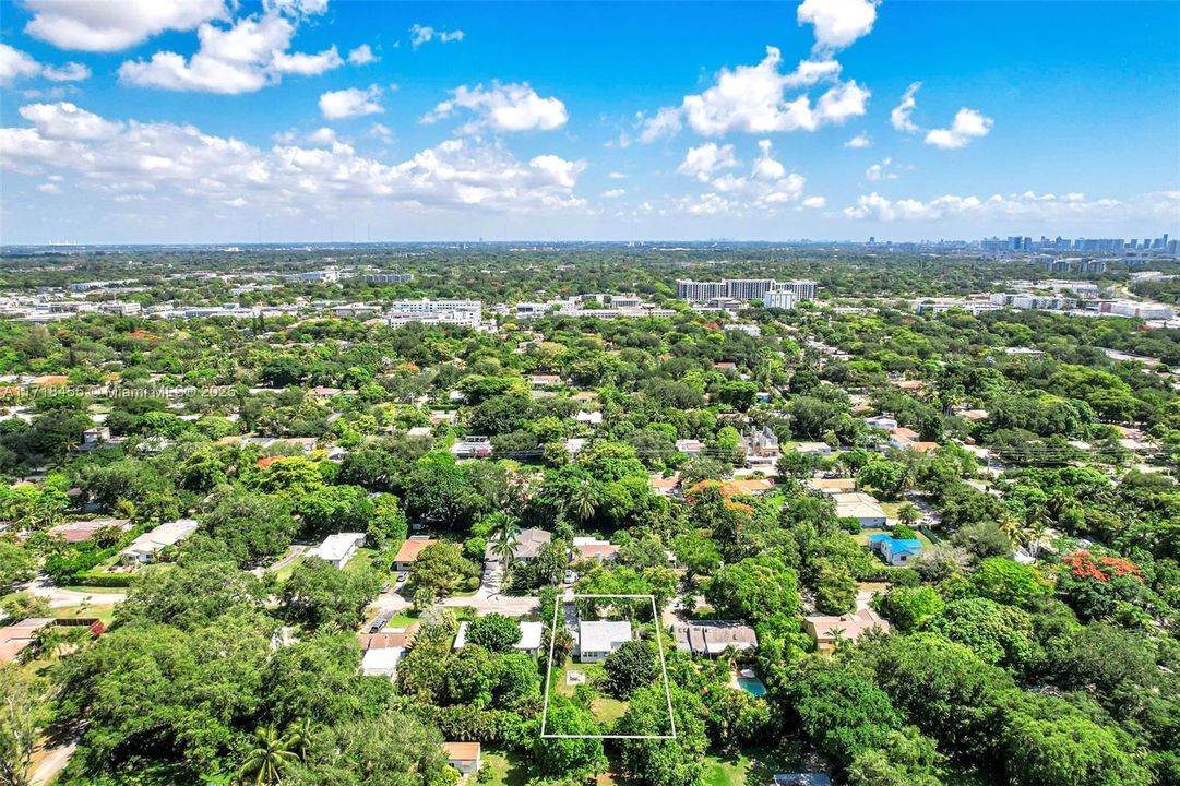 Recently Sold: $891,500 (2 beds, 1 baths, 1197 Square Feet)