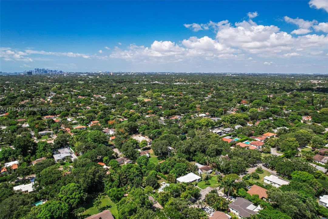 Recently Sold: $891,500 (2 beds, 1 baths, 1197 Square Feet)