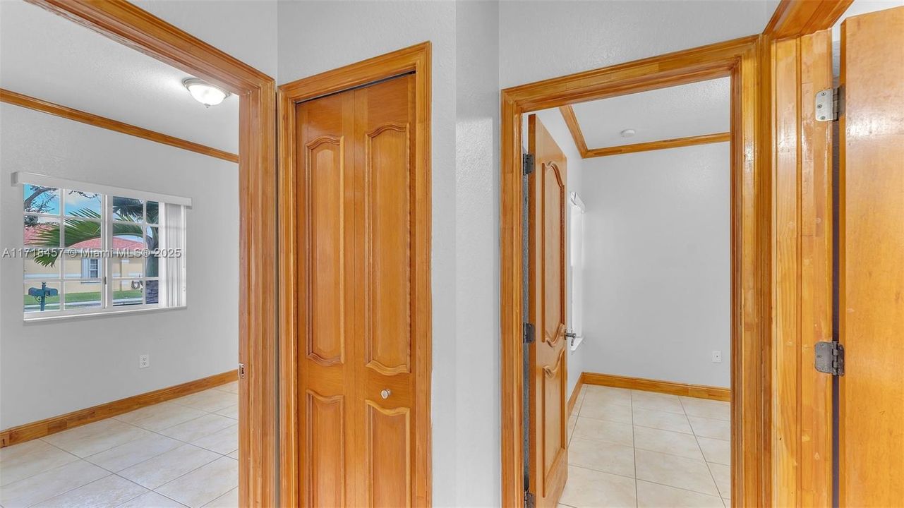 En Venta: $430,000 (3 camas, 2 baños, 1182 Pies cuadrados)