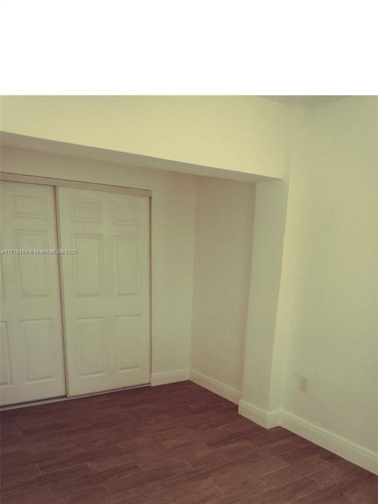 For Rent: $3,500 (4 beds, 2 baths, 1822 Square Feet)