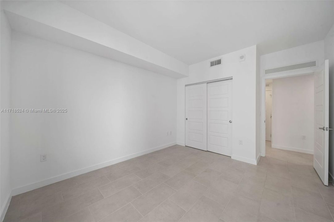 For Rent: $5,455 (3 beds, 2 baths, 1447 Square Feet)