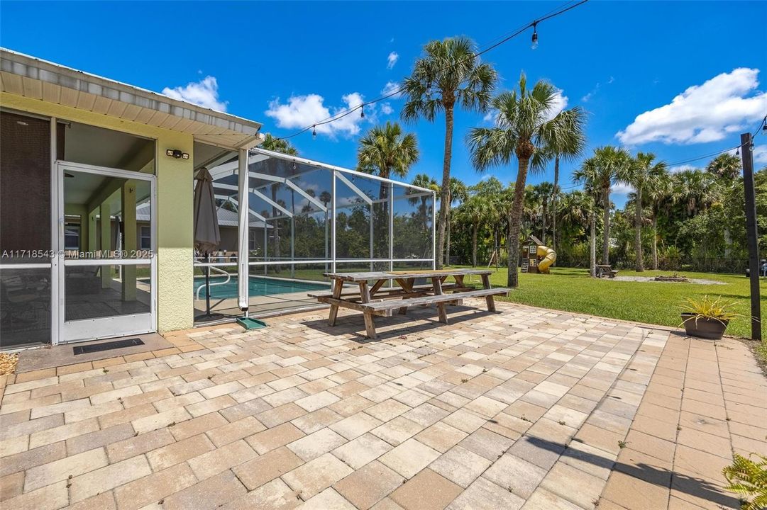 1724 Caloosa Estates CT, Labelle, FL 33935