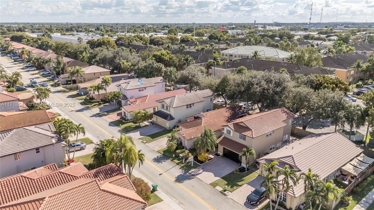 For Sale: $695,000 (3 beds, 2 baths, 1791 Square Feet)