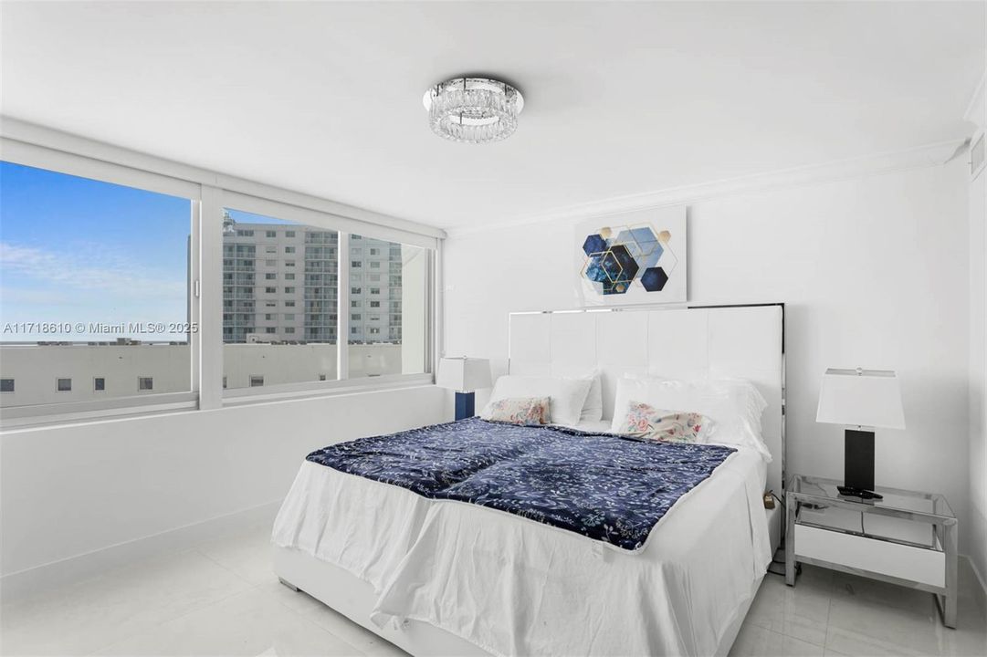 Recently Sold: $494,000 (1 beds, 2 baths, 912 Square Feet)
