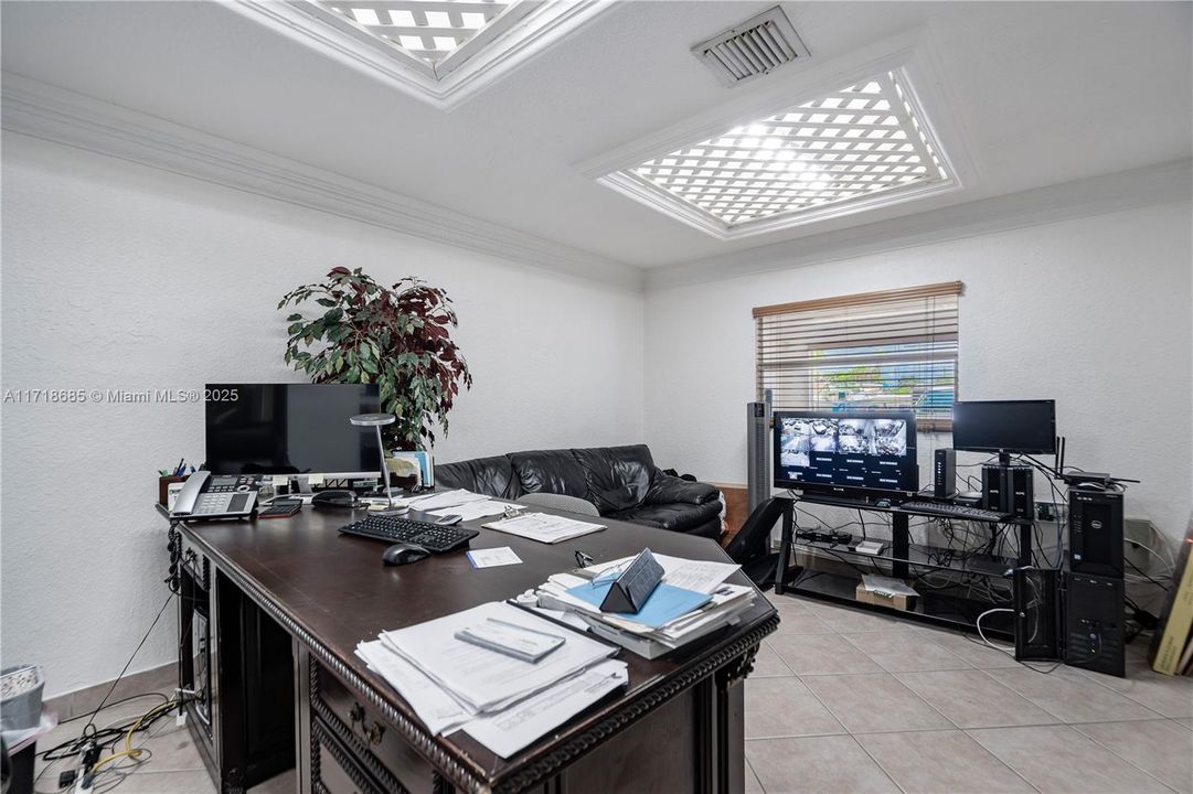 Недавно арендовано: $8,790 (0 спален, 0 ванн, 0 Квадратных фут)