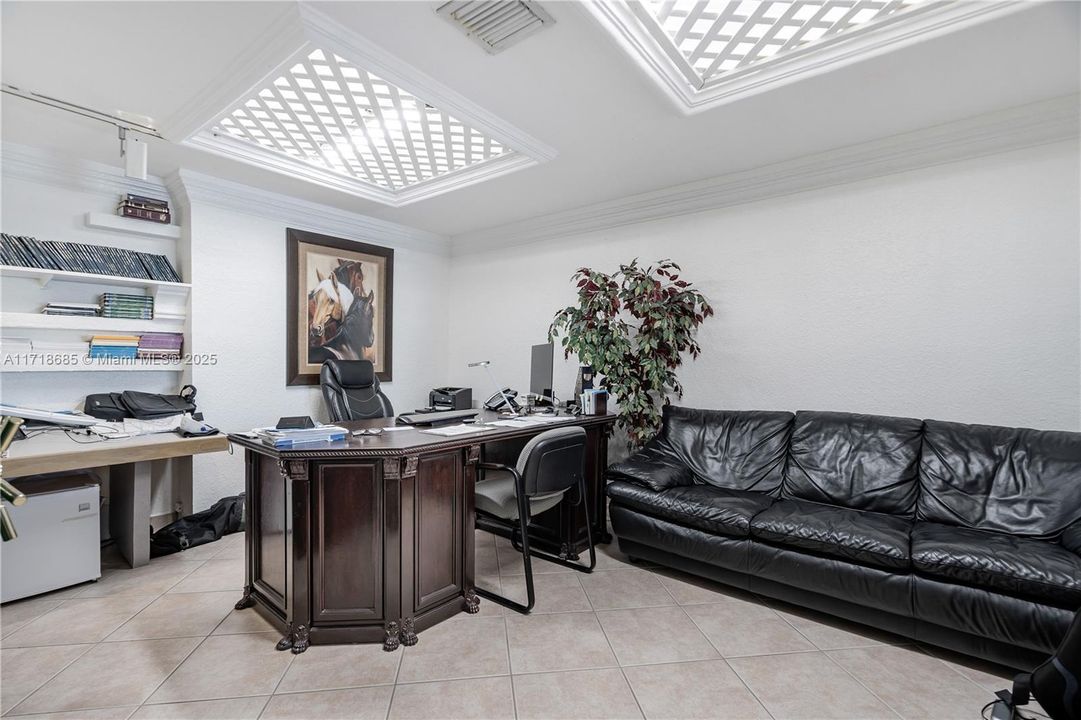 Недавно арендовано: $8,790 (0 спален, 0 ванн, 0 Квадратных фут)