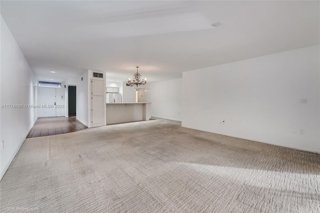 For Sale: $509,900 (3 beds, 2 baths, 1275 Square Feet)