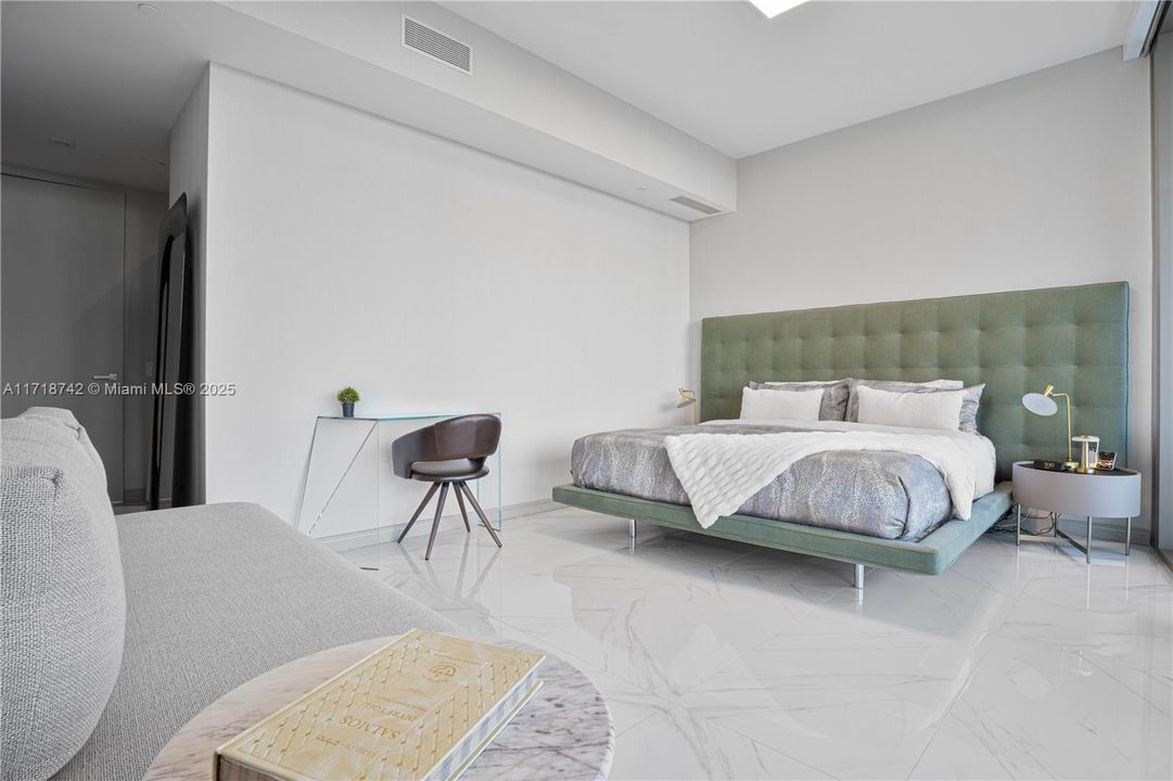 En Venta: $2,200,000 (2 camas, 2 baños, 1080 Pies cuadrados)