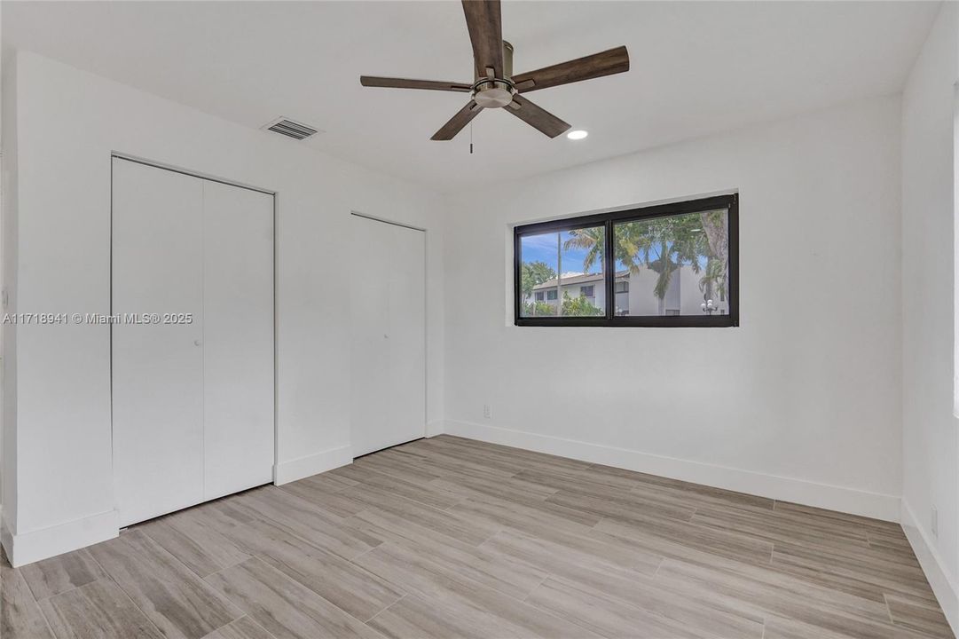 For Sale: $648,000 (2 beds, 2 baths, 1288 Square Feet)