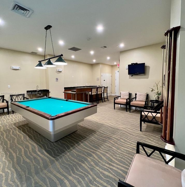 Business Center/Pool Table