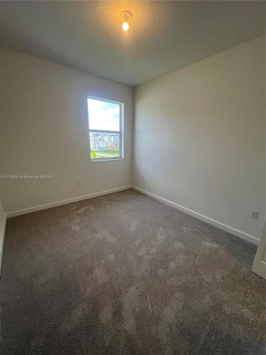 For Rent: $2,800 (4 beds, 2 baths, 0 Square Feet)