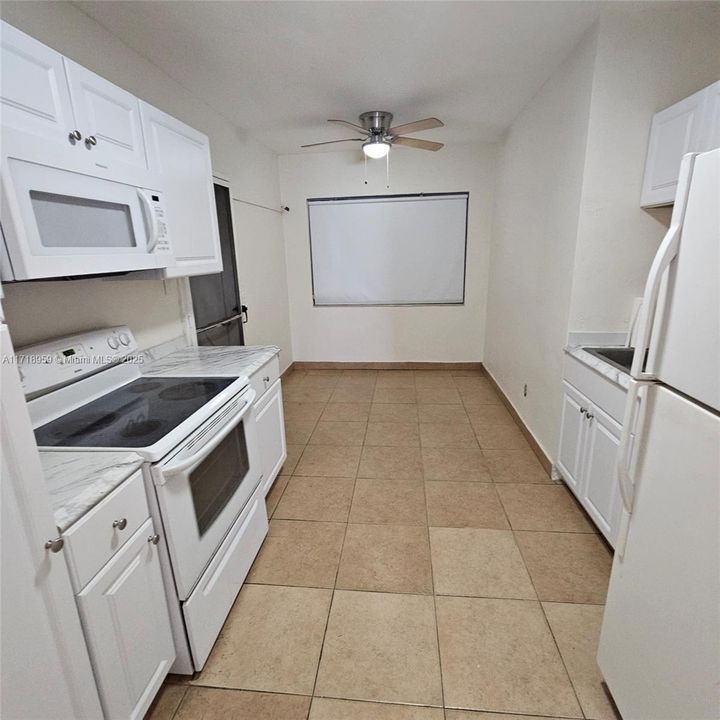 For Rent: $2,700 (3 beds, 2 baths, 1499 Square Feet)