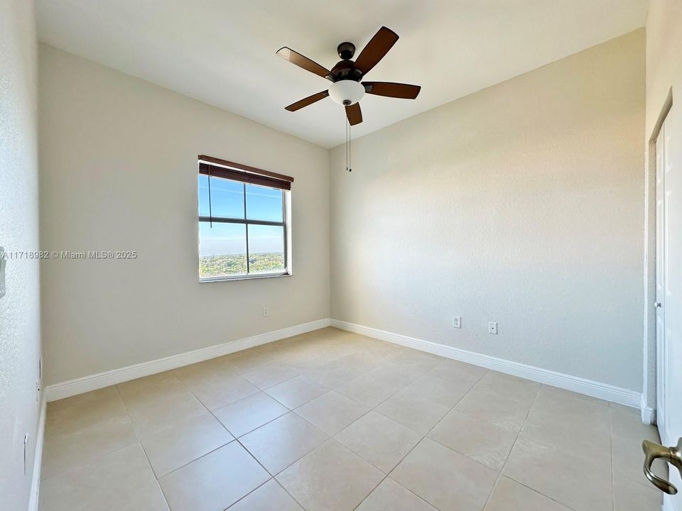 For Rent: $3,250 (2 beds, 2 baths, 1145 Square Feet)