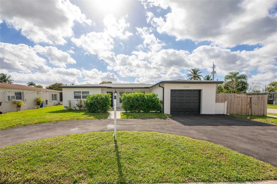 For Sale: $514,900 (3 beds, 2 baths, 1843 Square Feet)